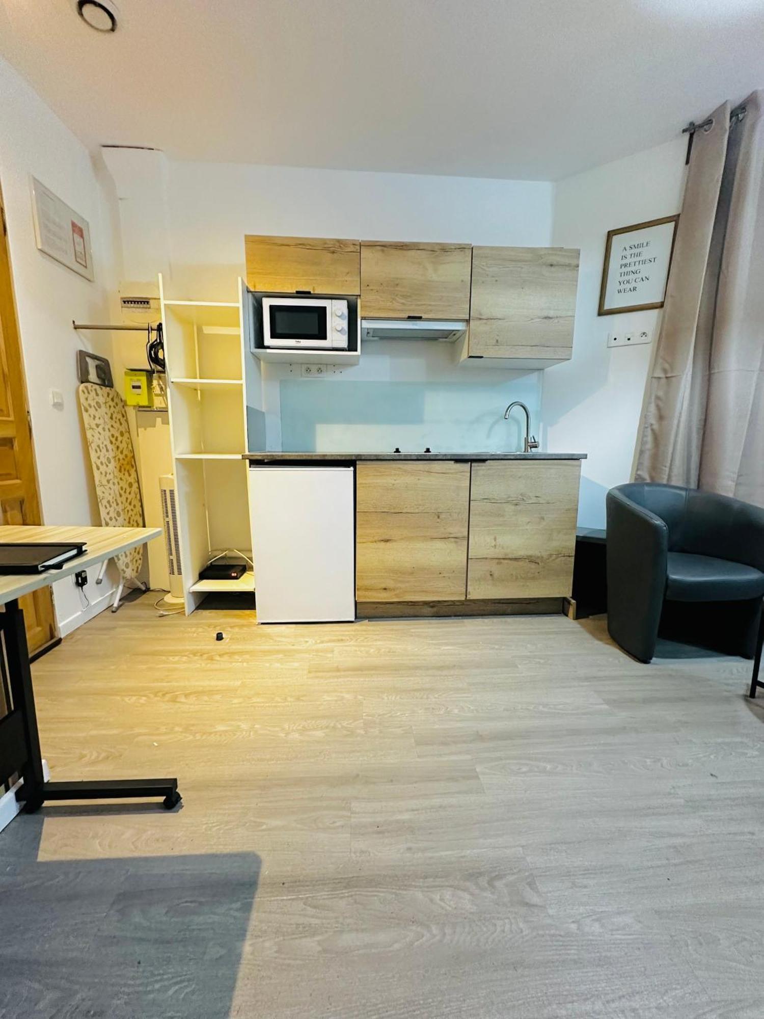 Btobed - Location Professionnelle - 2 Studios Confort - Proche Parc Des Expos Et Stade De France Le Bourget Ngoại thất bức ảnh